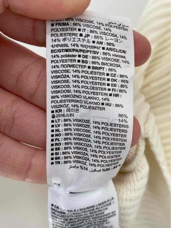 Size M Banana Republic Cream Sweater