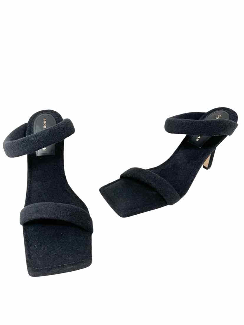Shoe Size 11 GOOD AMERICAN Black Sandals