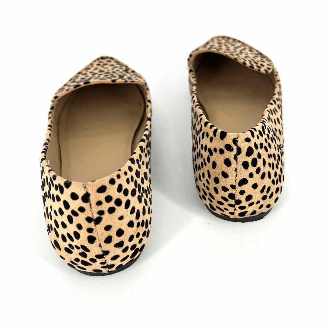 Shoe Size 10 EST. 1946 Tan Flats