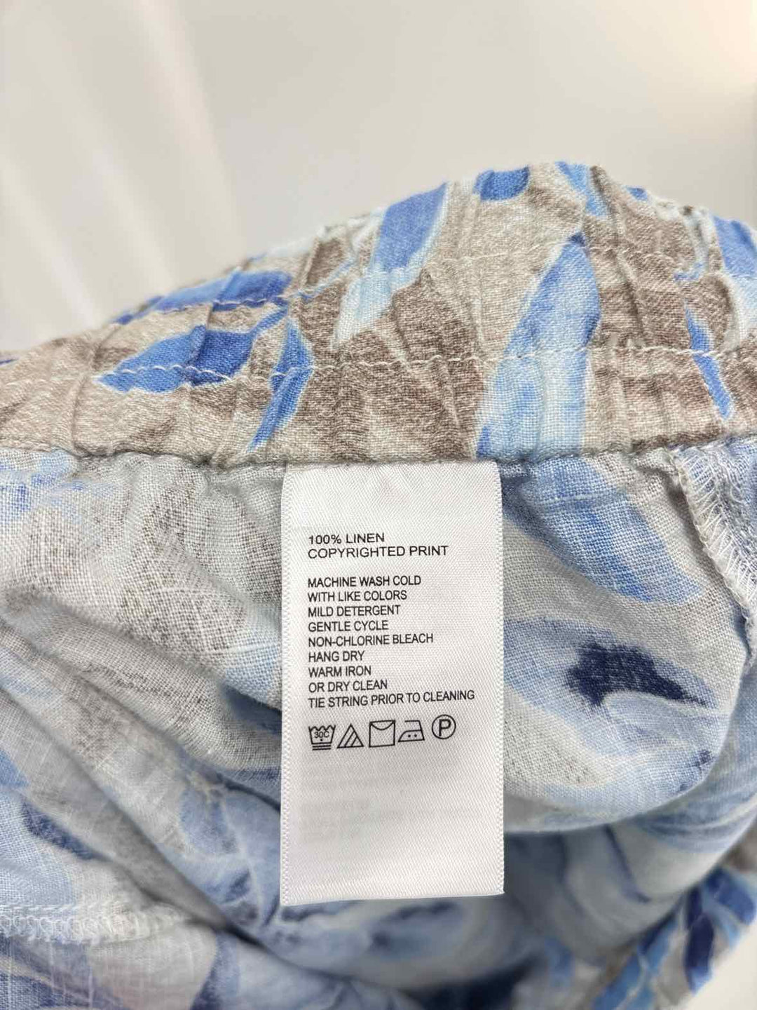 Size S TOMMY BAHAMA Blue Linen Shorts