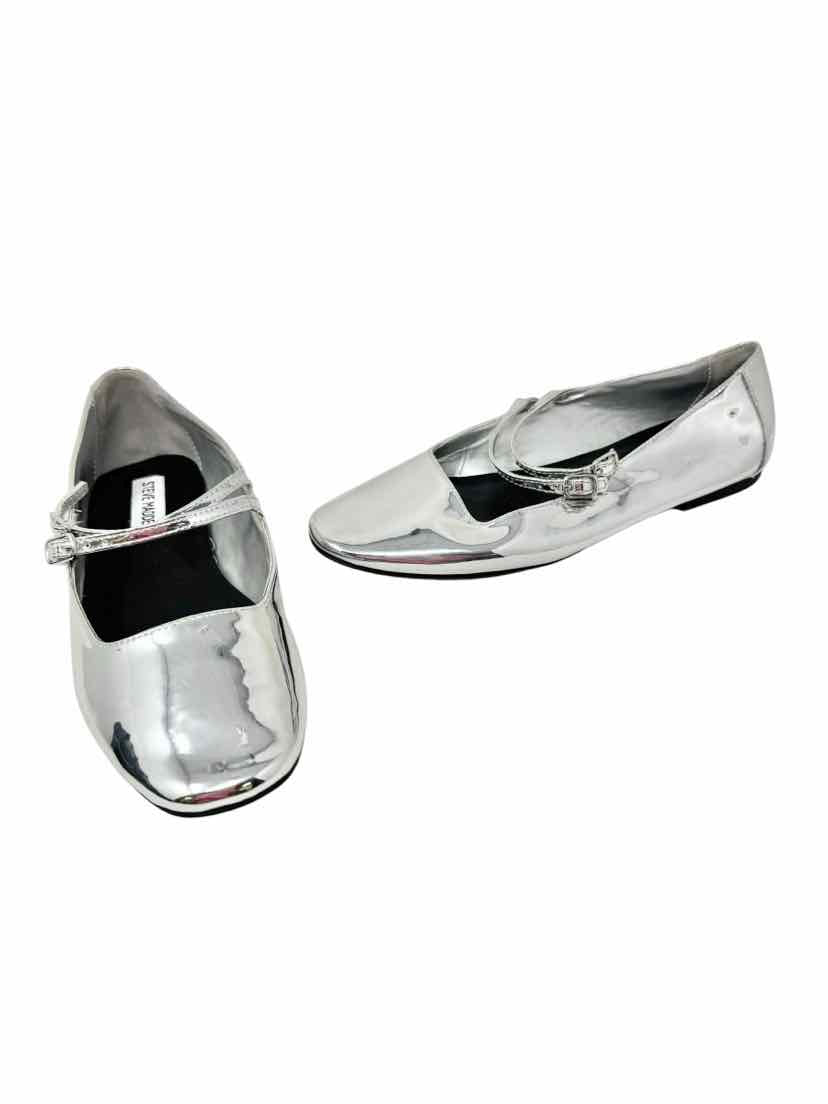 Shoe Size 7.5 Steve Madden Silver Flats