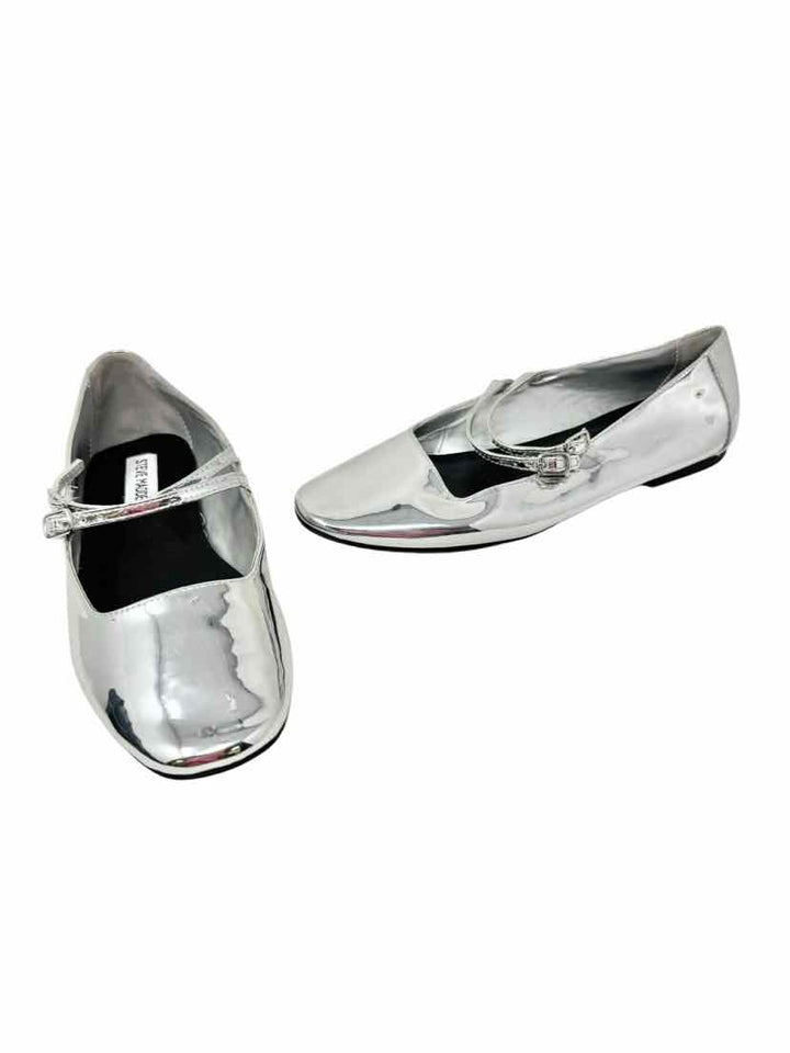 Shoe Size 7.5 Steve Madden Silver Flats