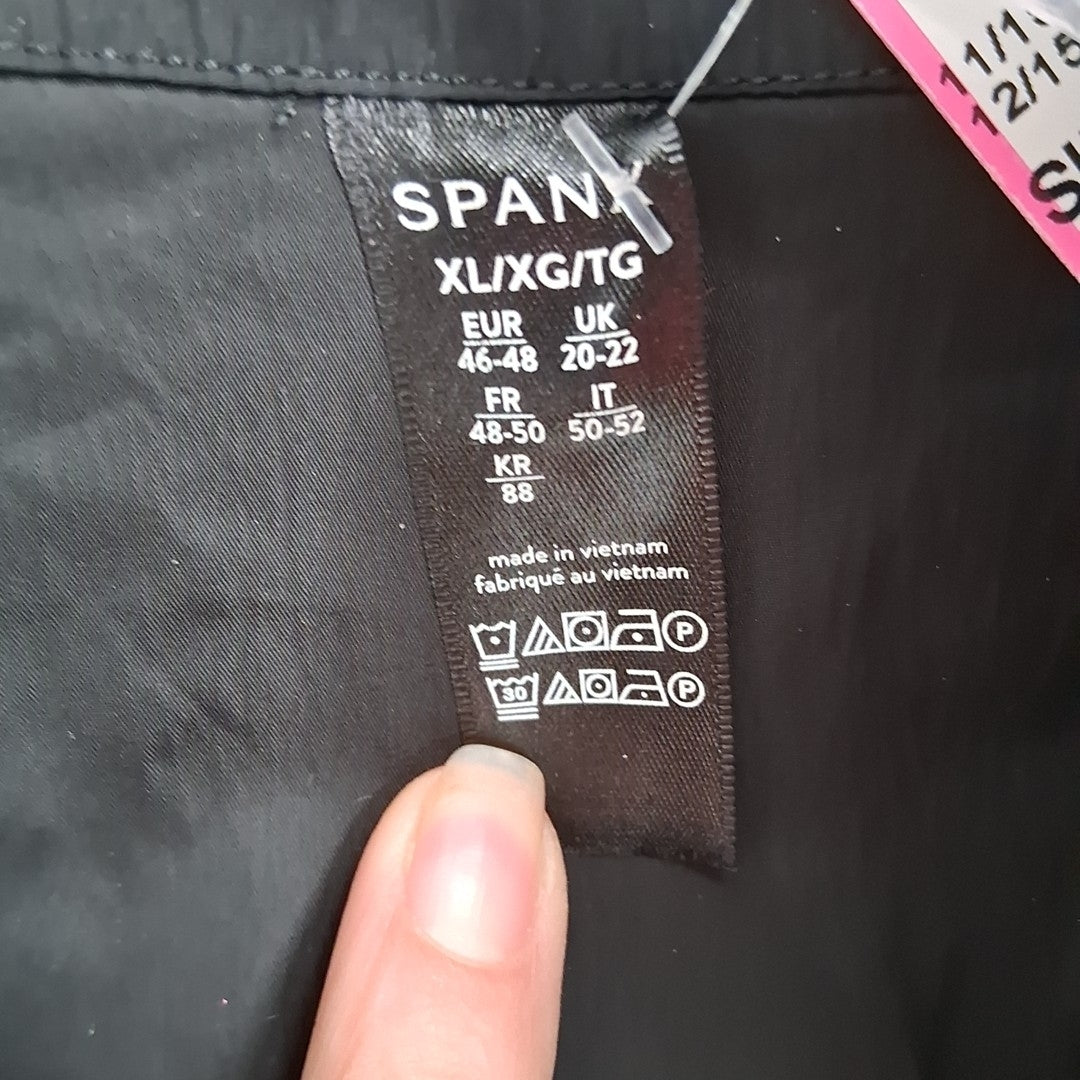 Size XL SPANX Black Jacket