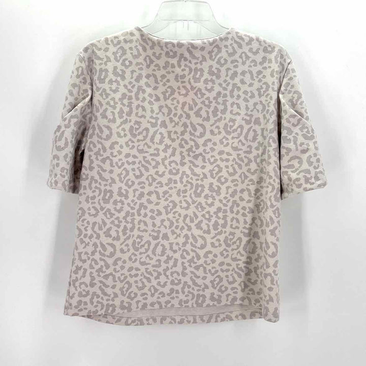 Size M Banana Republic gray print Shirt