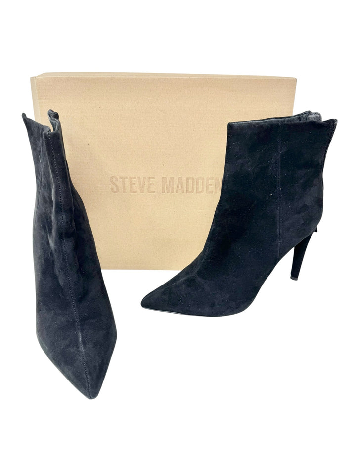Shoe Size 9.5 Steve Madden Black Suede Boots