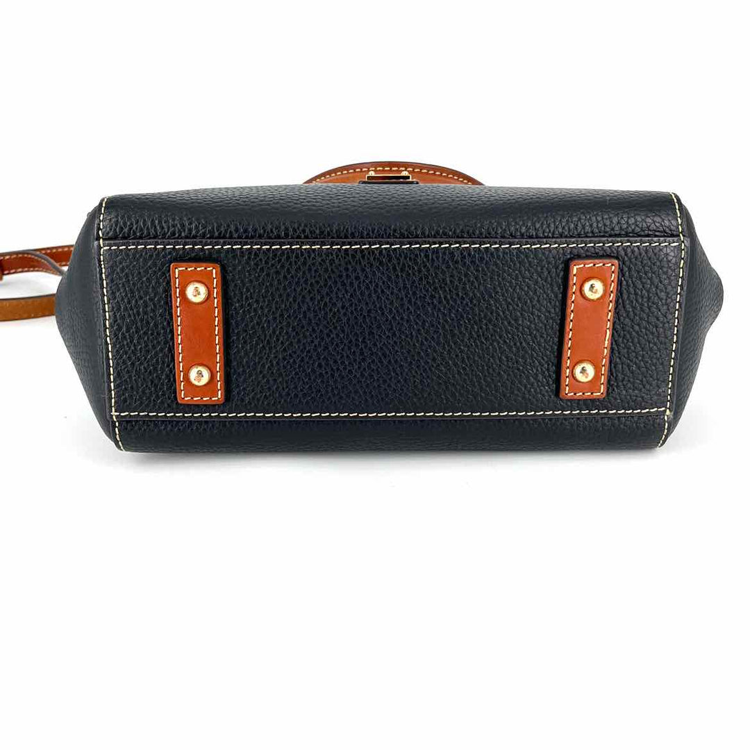 Dooney & Bourke Purse