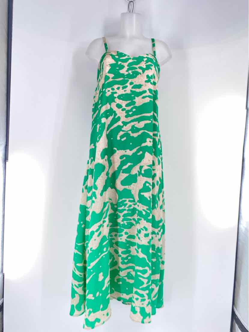 Size M Green Print Dress