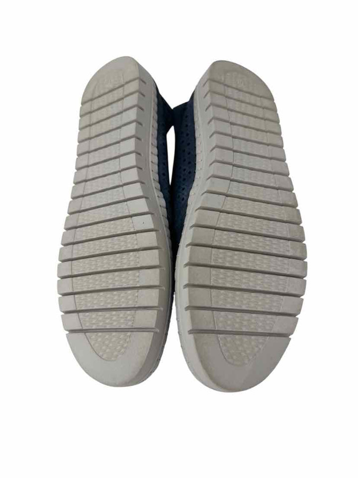 Shoe Size 10 Navy Flats