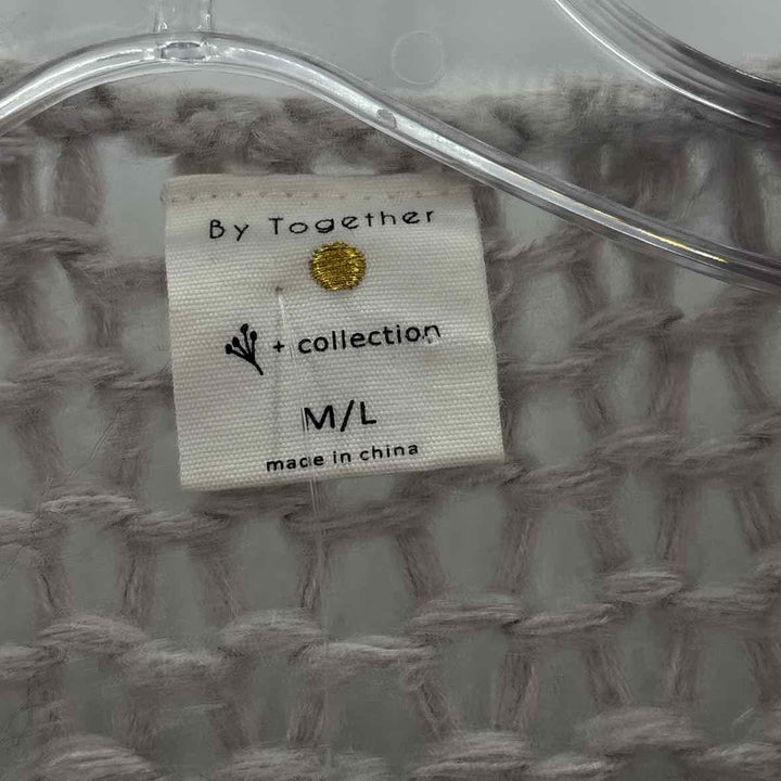 Size M/L Multi-Color Knit Cardigan