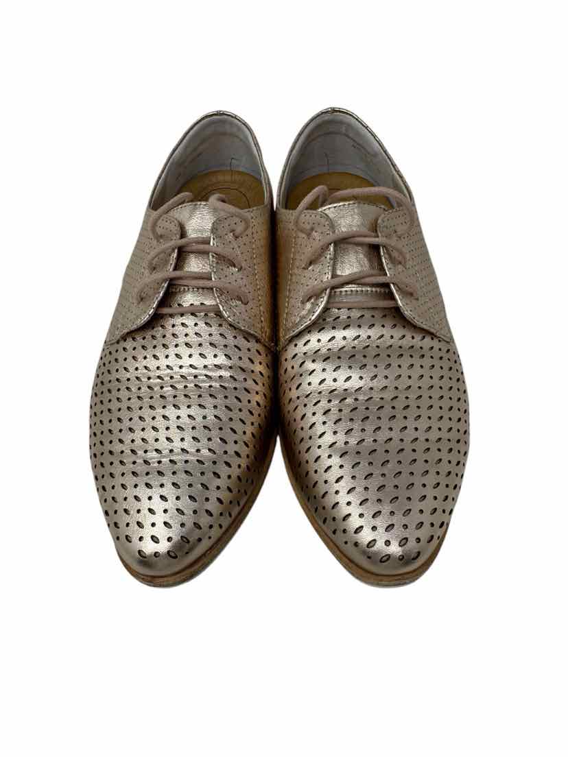 Shoe Size 8 Gold Leather Flats