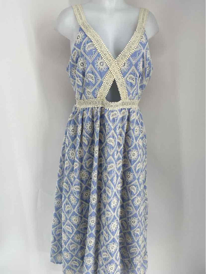 Size L Blue Print Dress