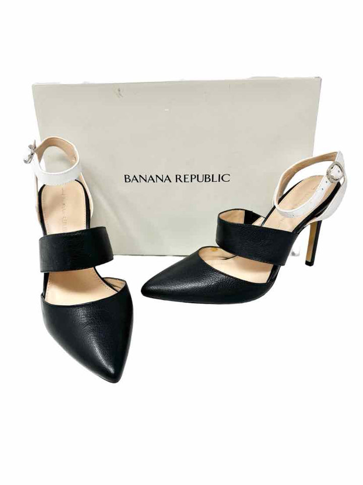 Shoe Size 7 Banana Republic Black Pumps