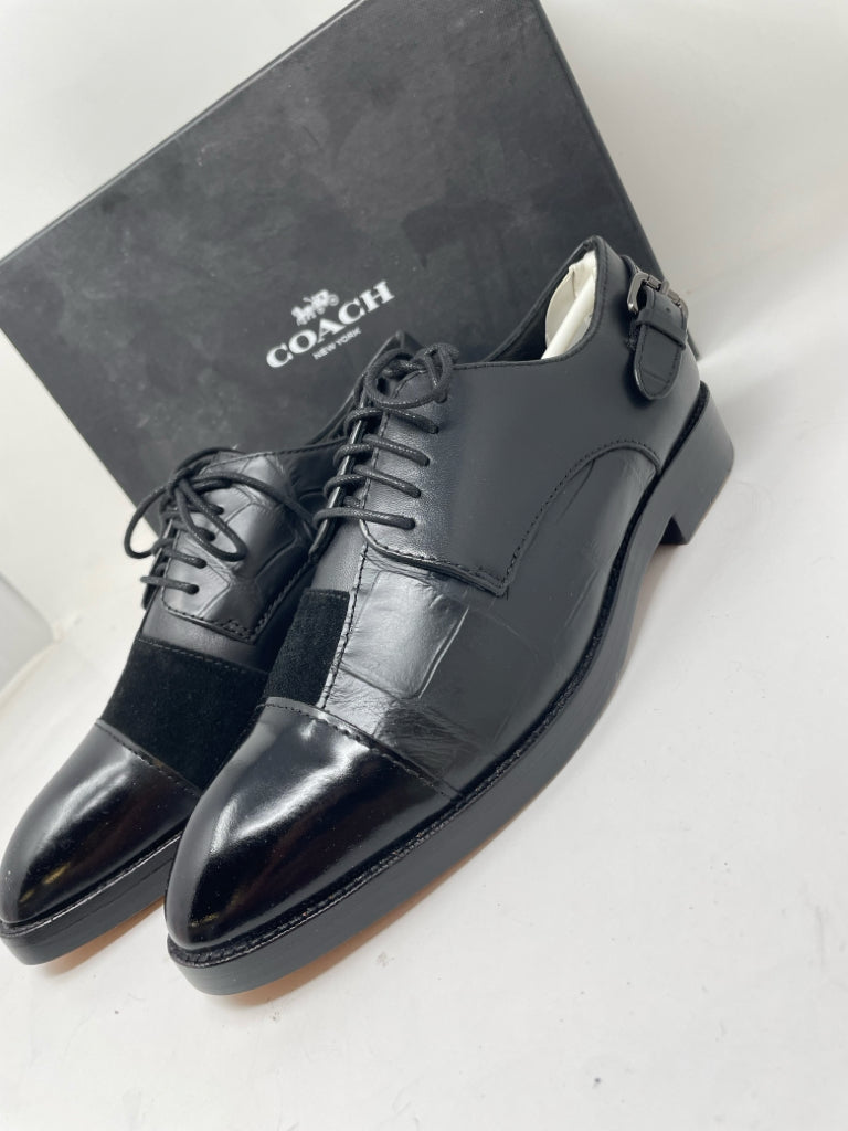 Shoe Size 6 Coach Black Flats