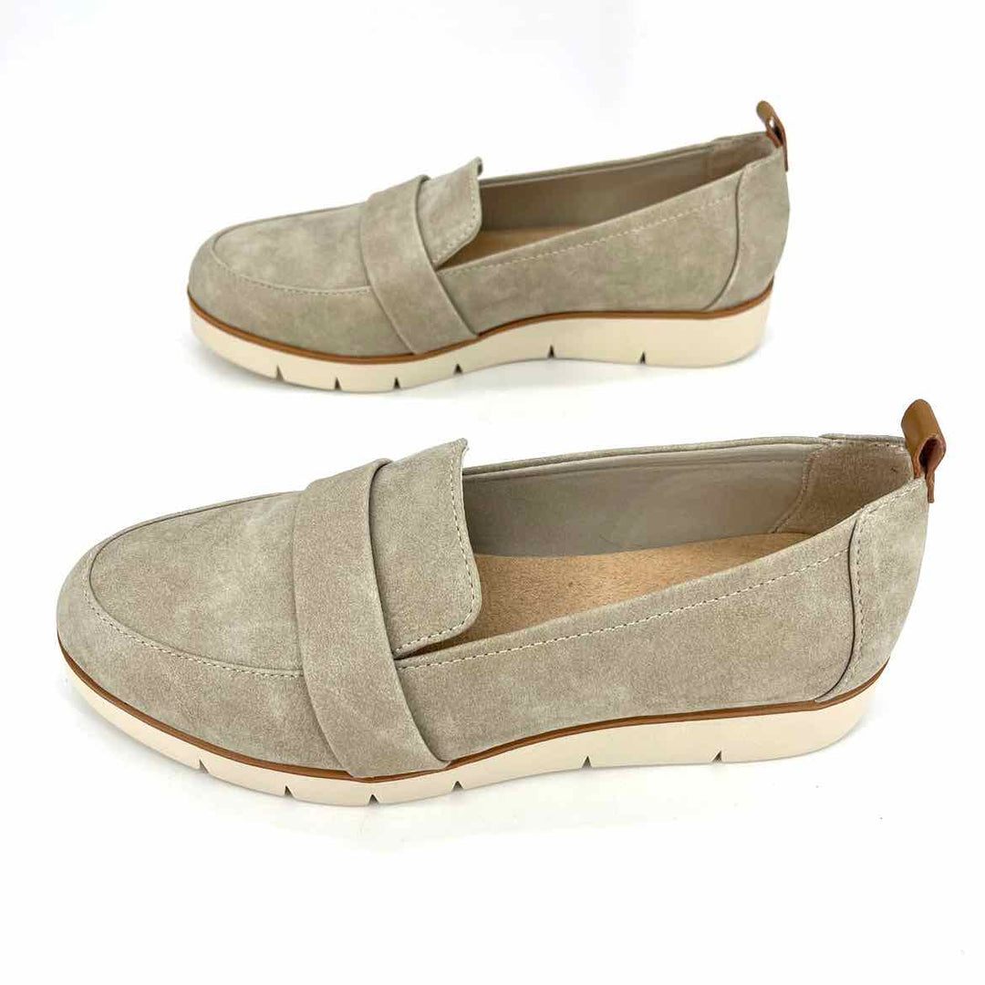 Shoe Size 6 dr scholls Taupe Faux Leather Loafers