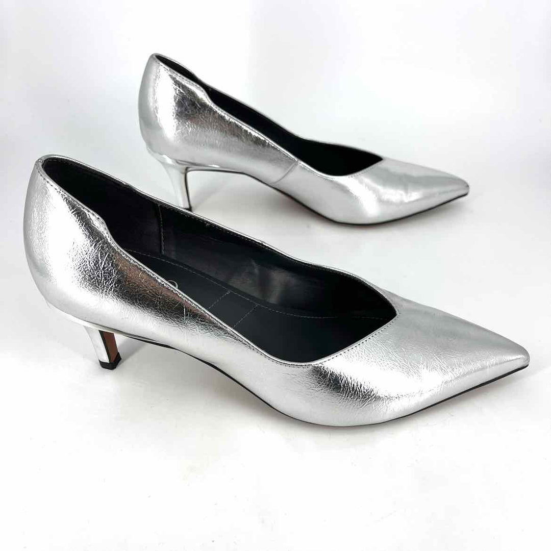 Shoe Size 9.5 FRANCO SARTO Silver Leather Flats