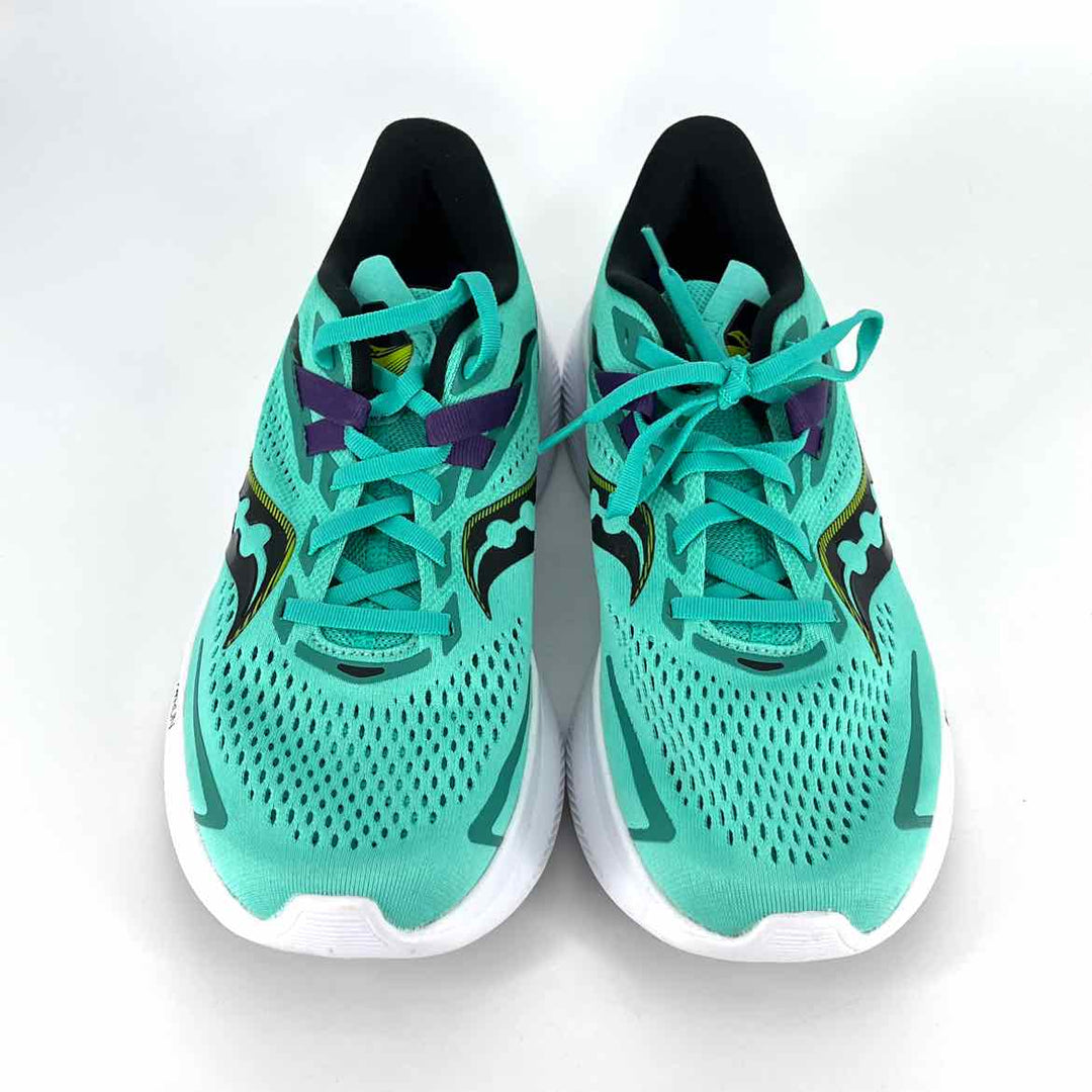 Shoe Size 9 Saucony MINT Knit Sneakers