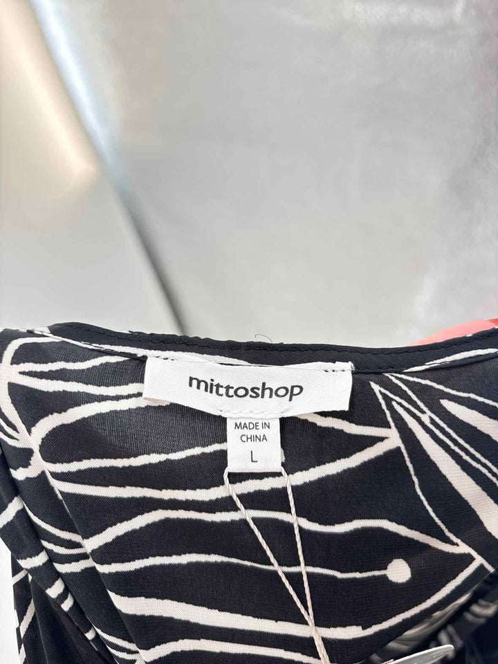 Size L MITTOSHOP Black/White Dress