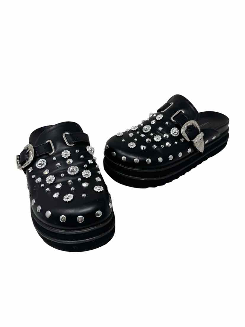 Shoe Size 10 AZALEA WANG Black Flats