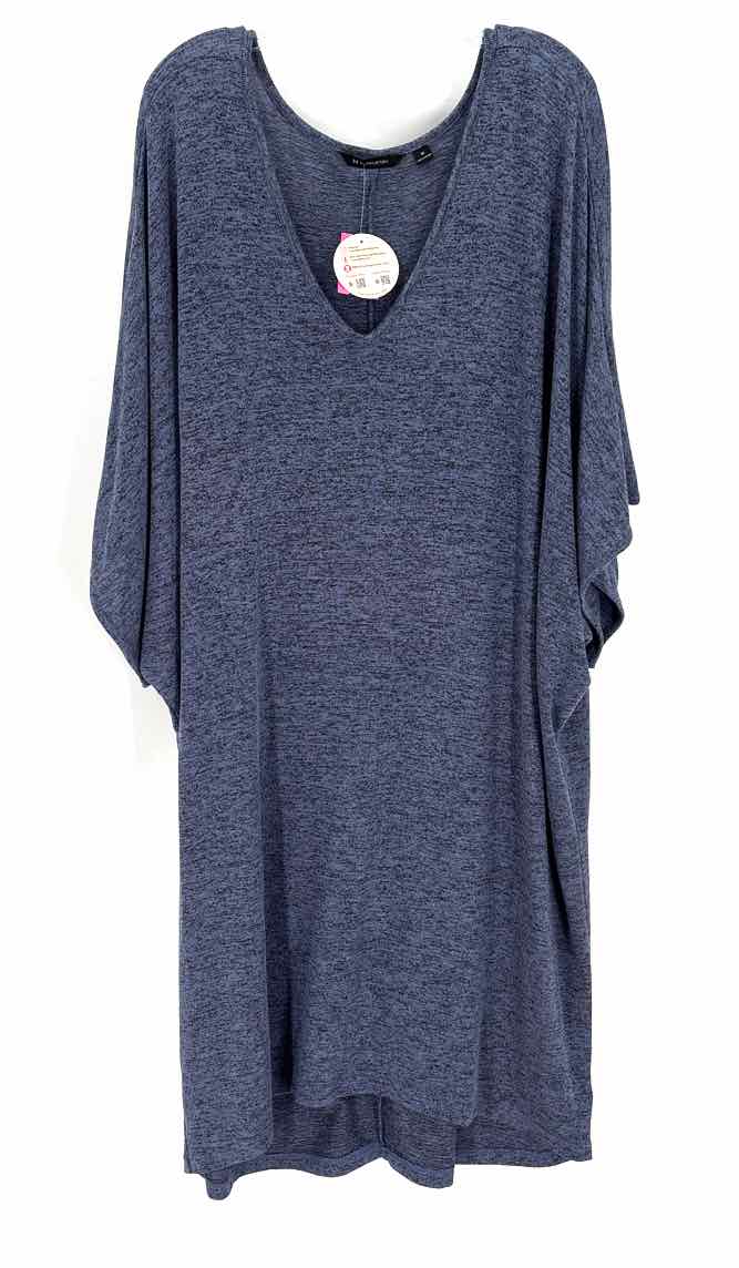 Size 1X HALSTON Blue Knit Dress