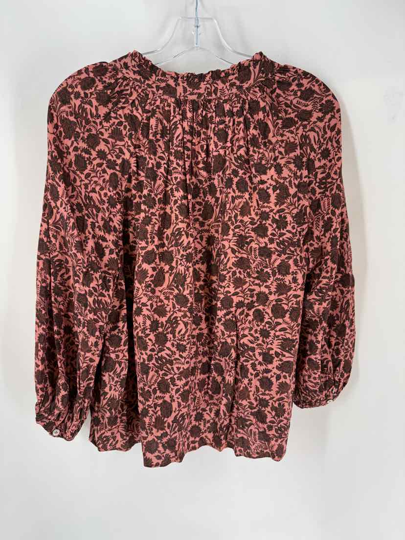 Size M FAHERTY PINK PRINT Shirt