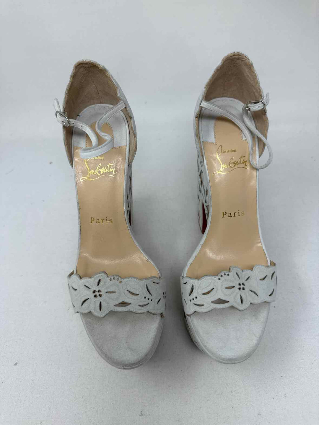 Shoe Size 8.5 CHRISTIAN LOUBOUTIN Ivory Suede Luxury - Sandals