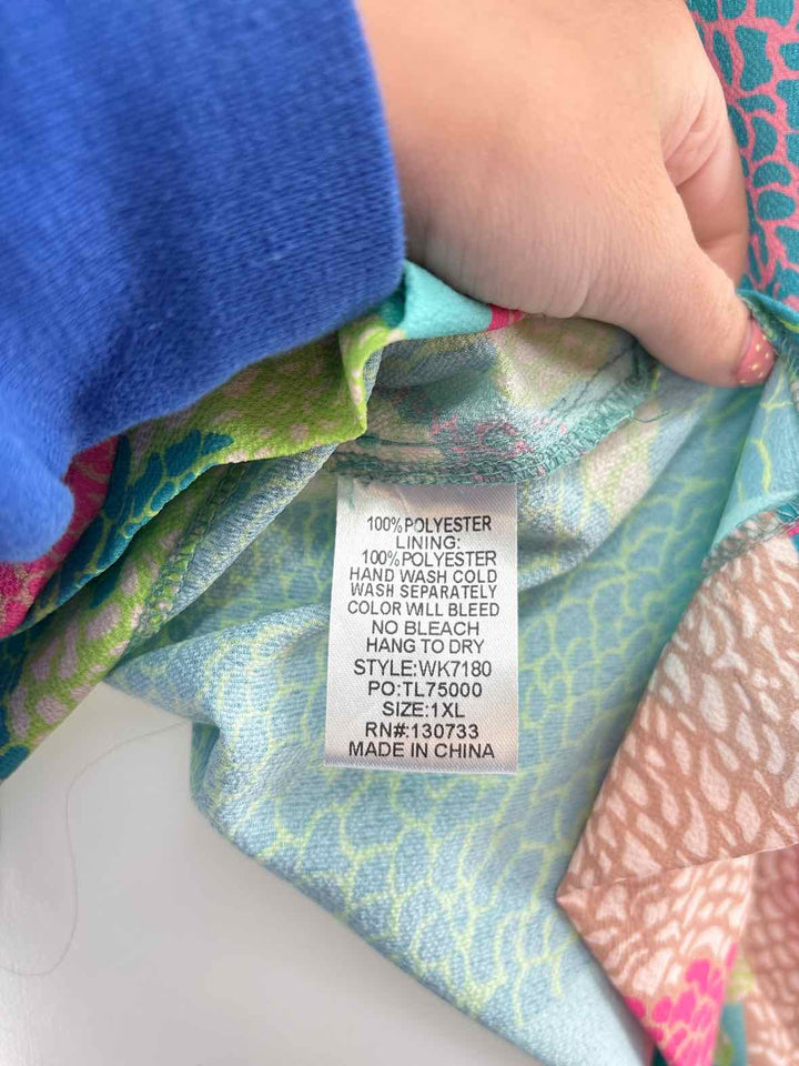 Size 1X Umgee Multi-Color Shirt