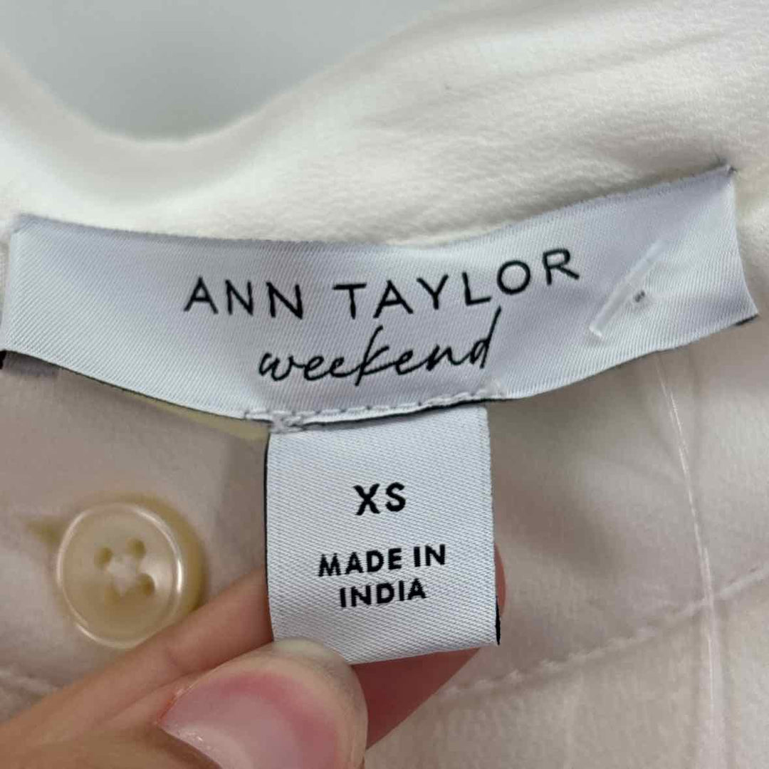 Size XS Ann Taylor White Shirt