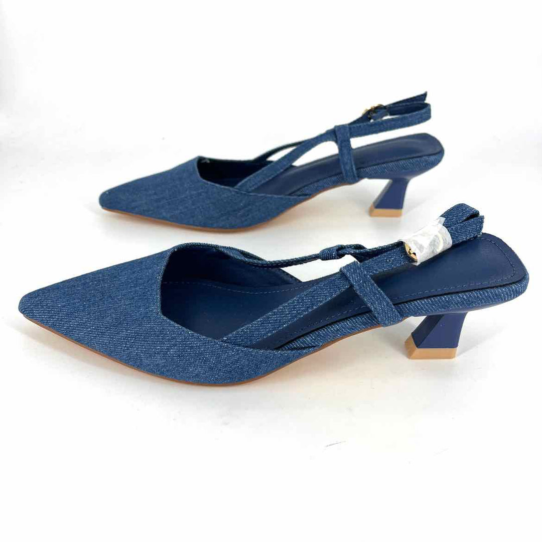 Shoe Size 7.5 Blue Denim Pumps