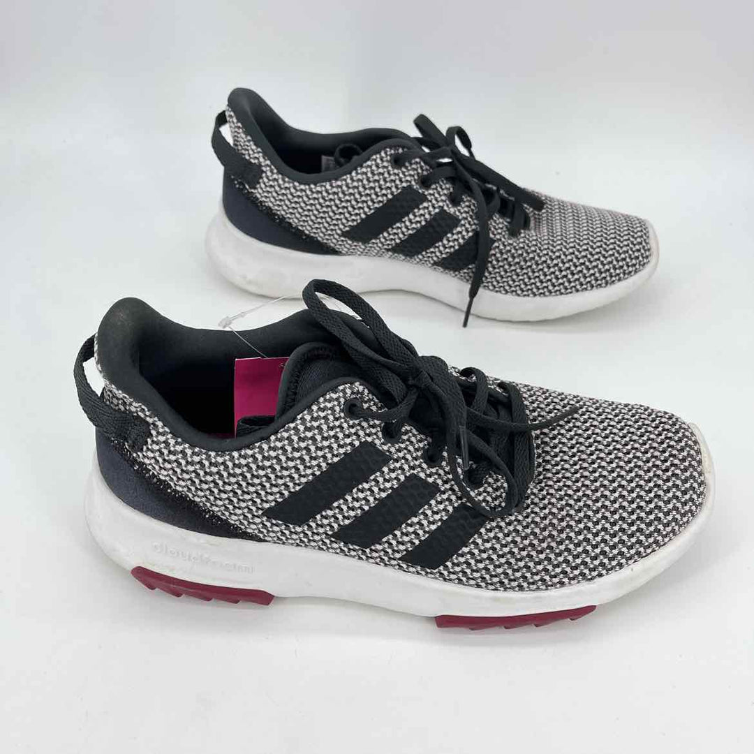 Shoe Size 7.5 Adidas Gray Sneakers