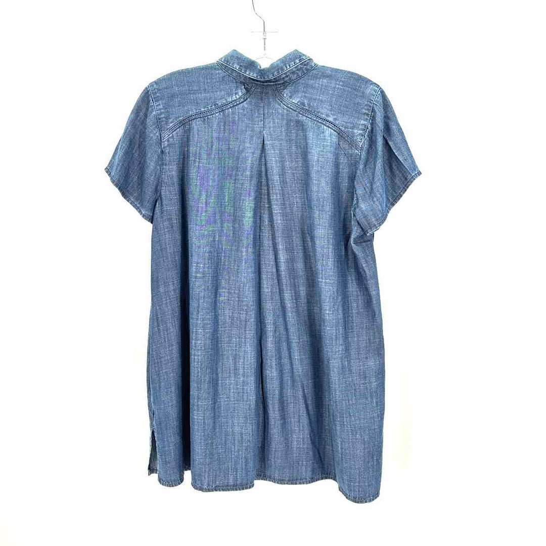 Size M J JILL Denim Shirt