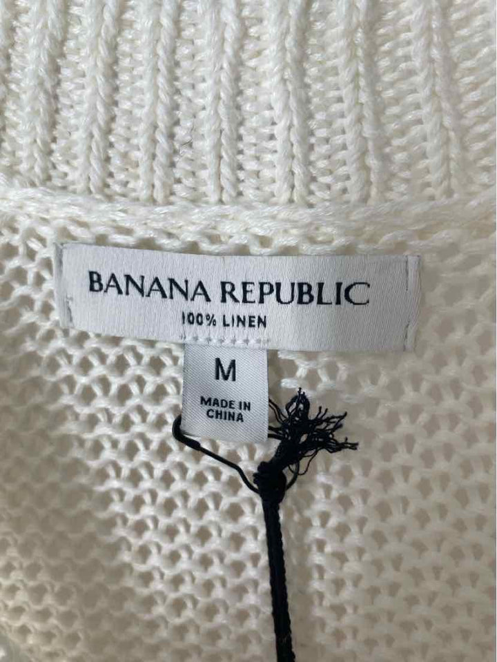 Size M Banana Republic Cream Sweater