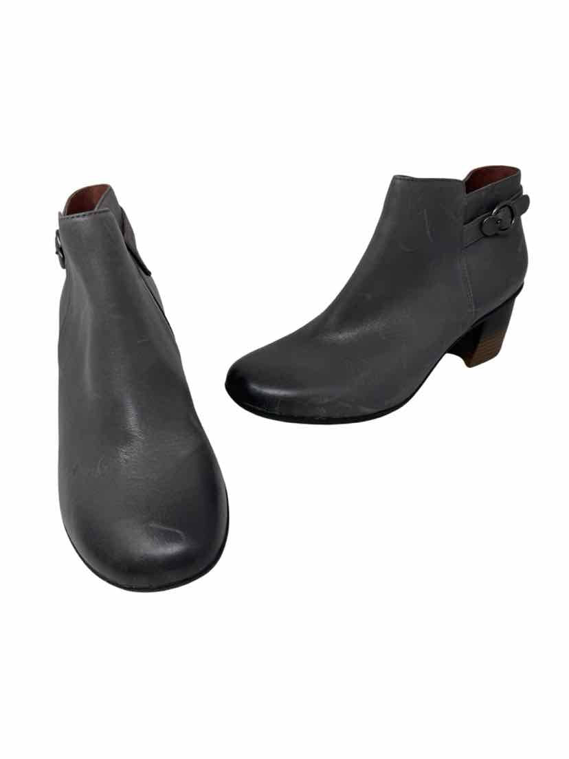 Shoe Size 41 DANSKO Gray Leather Boots