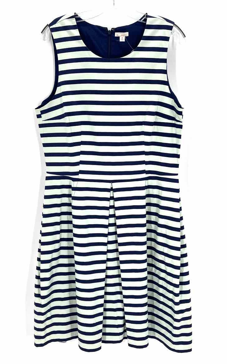 Size 14 GAP Multi-Color Dress