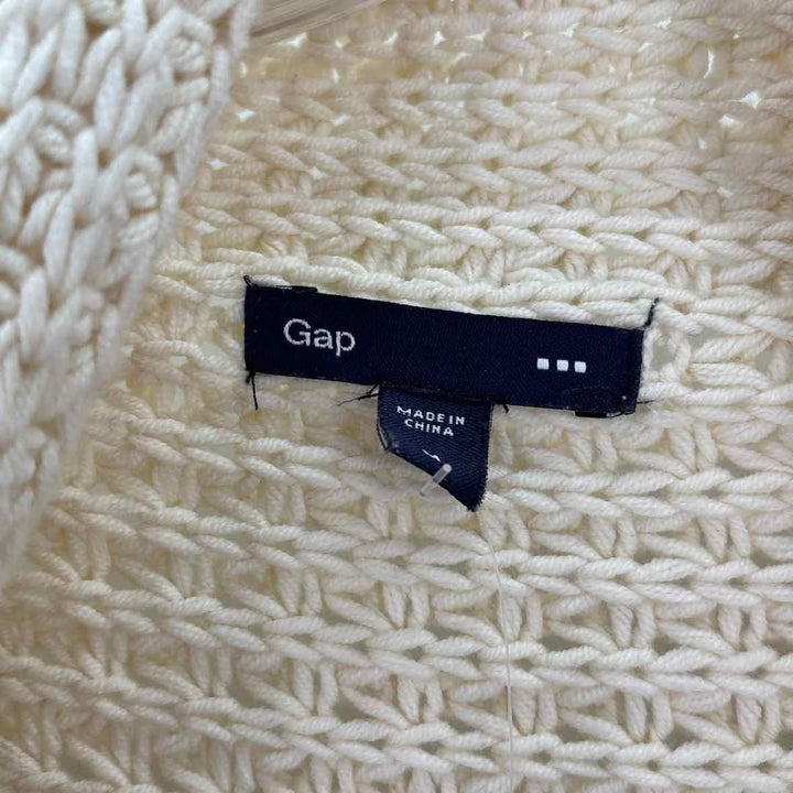Size M GAP Cream Sweater