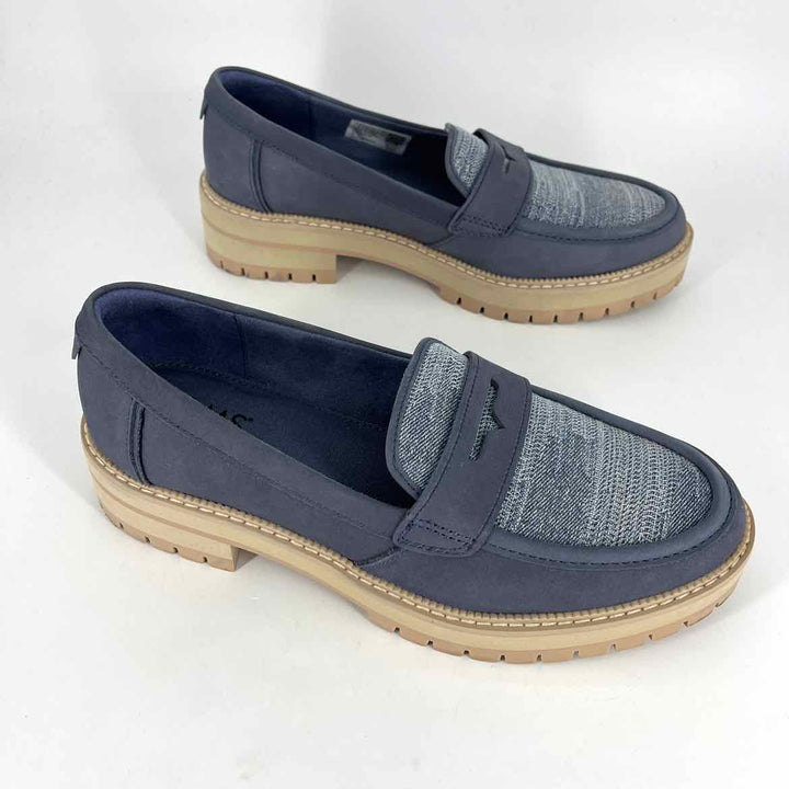 Shoe Size 8 Toms Blue Knit Leather Loafers
