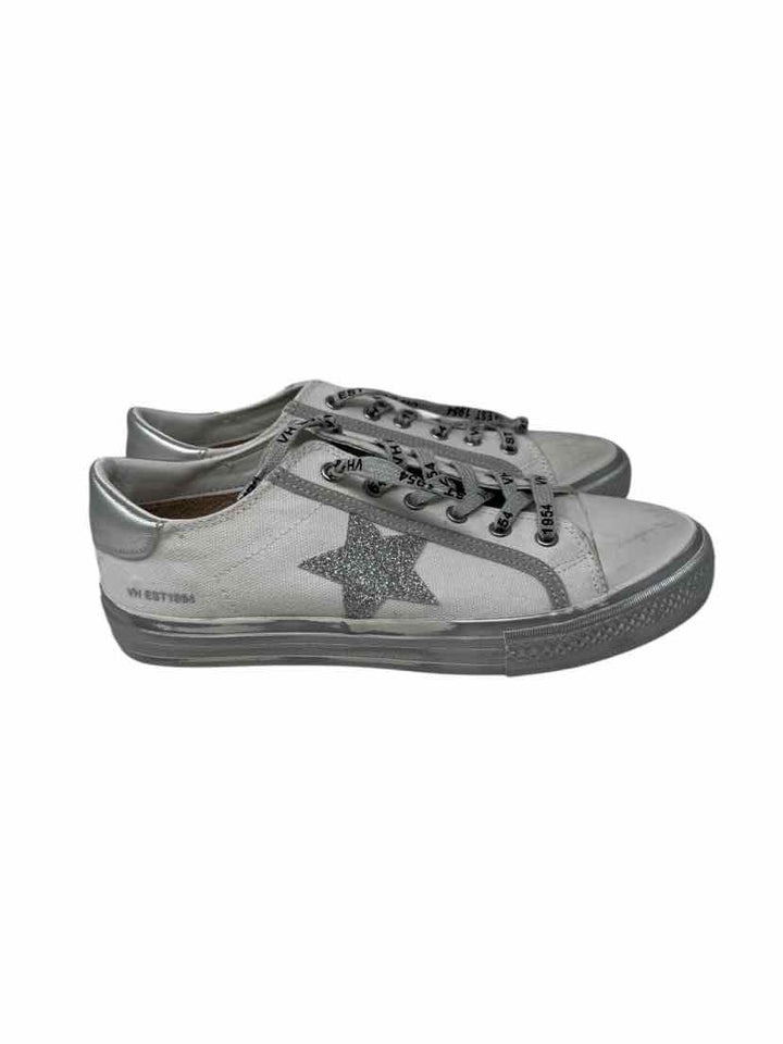 Shoe Size 8 VINTAGE AMERICA White Sneakers