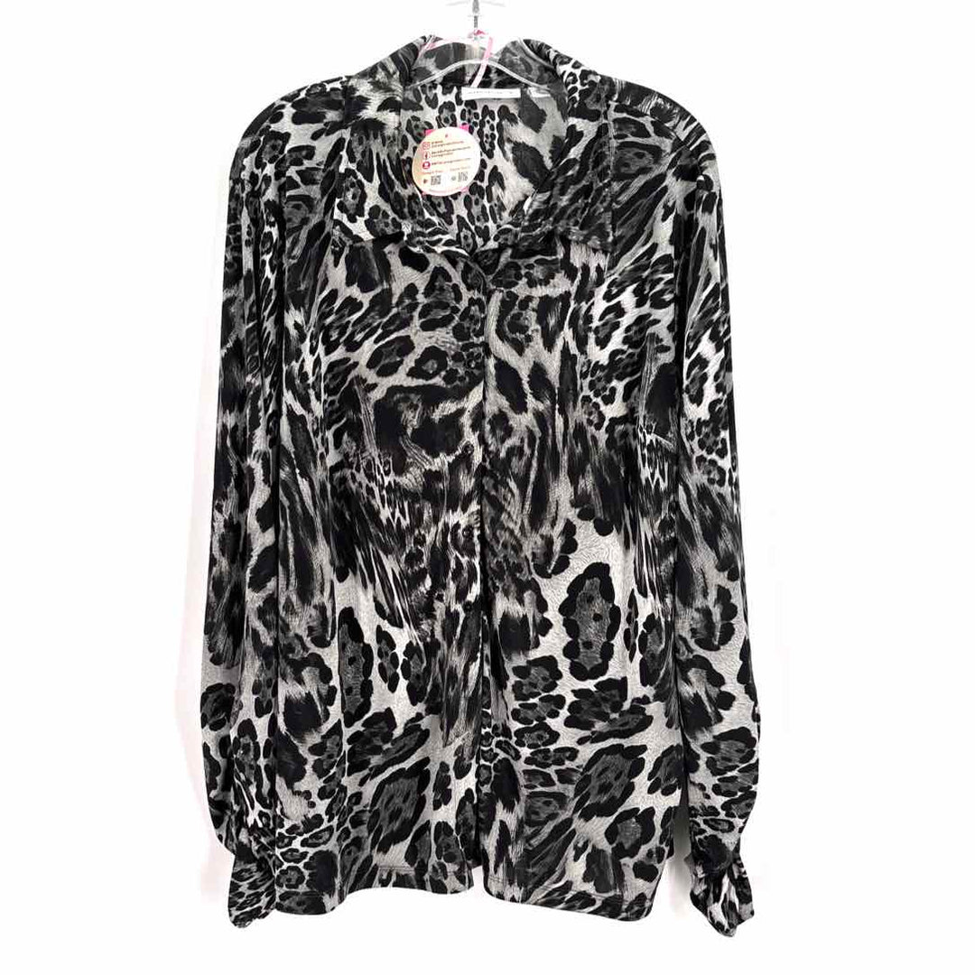 Size XL SUSAN GRAVER Gray Shirt
