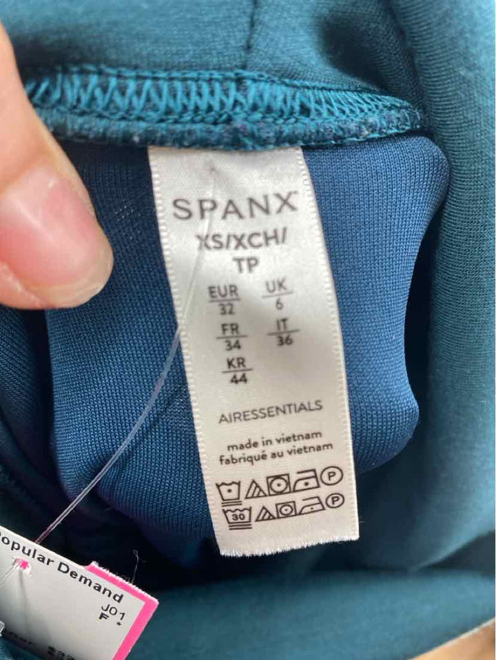 Size XS SPANX Green Sweater
