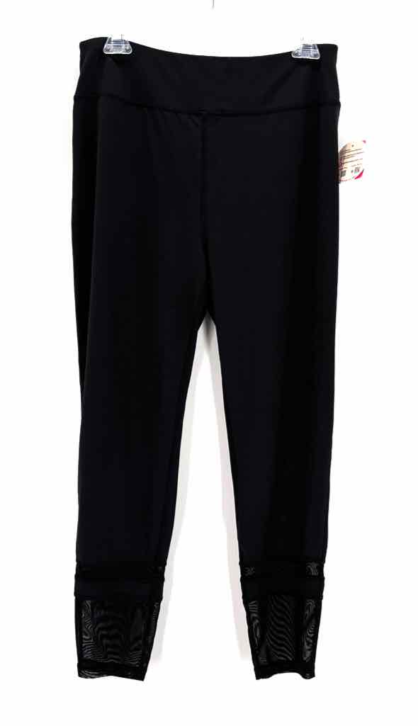 Size XL ADRIENNE VITTADINI Black Knit Leggings