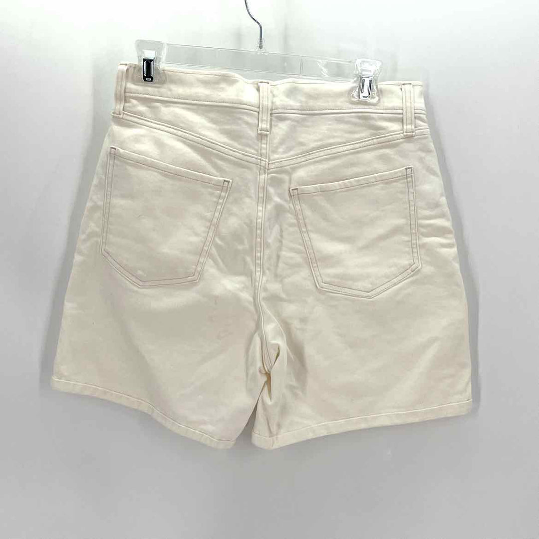 Size 6 GAP White Denim Shorts
