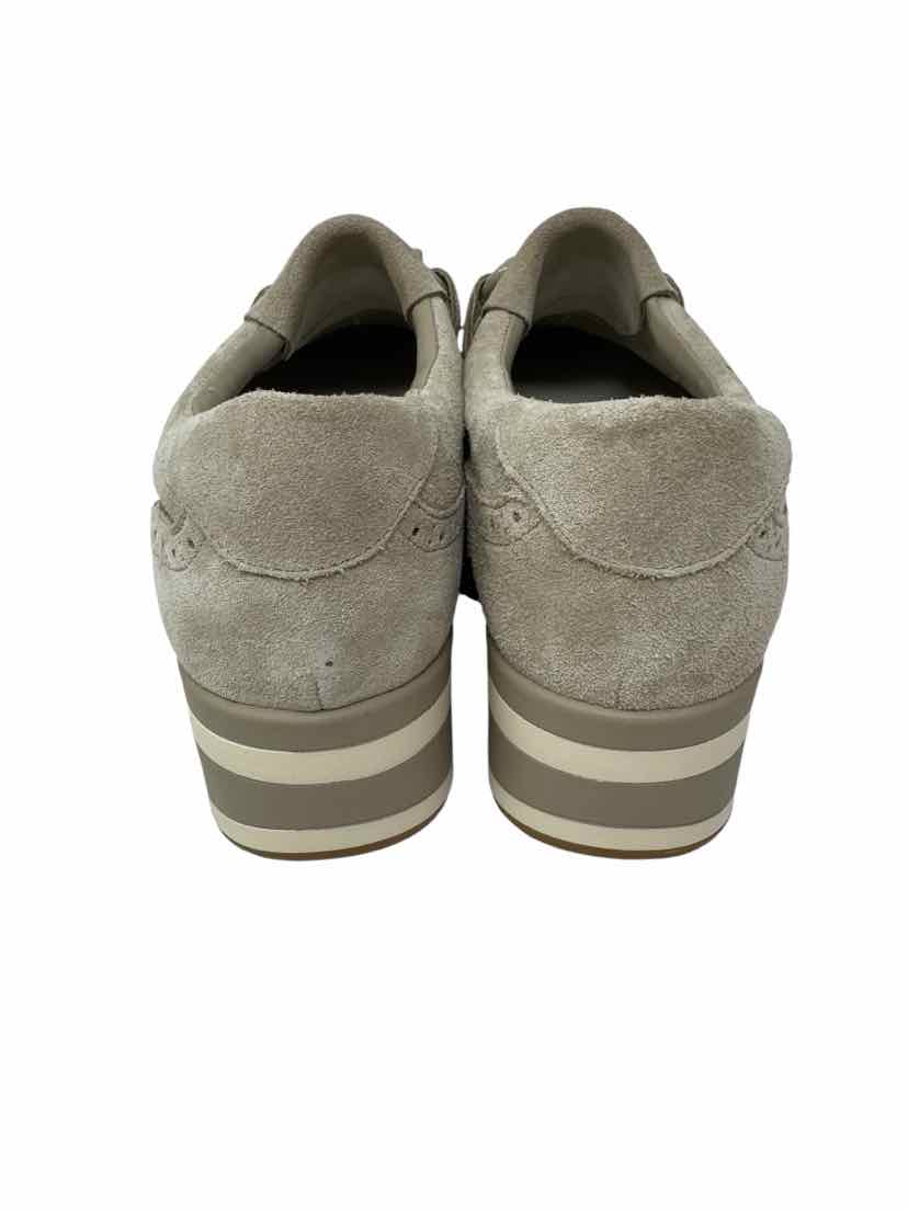 Shoe Size 8 Dolce Vita Tan Suede Pumps