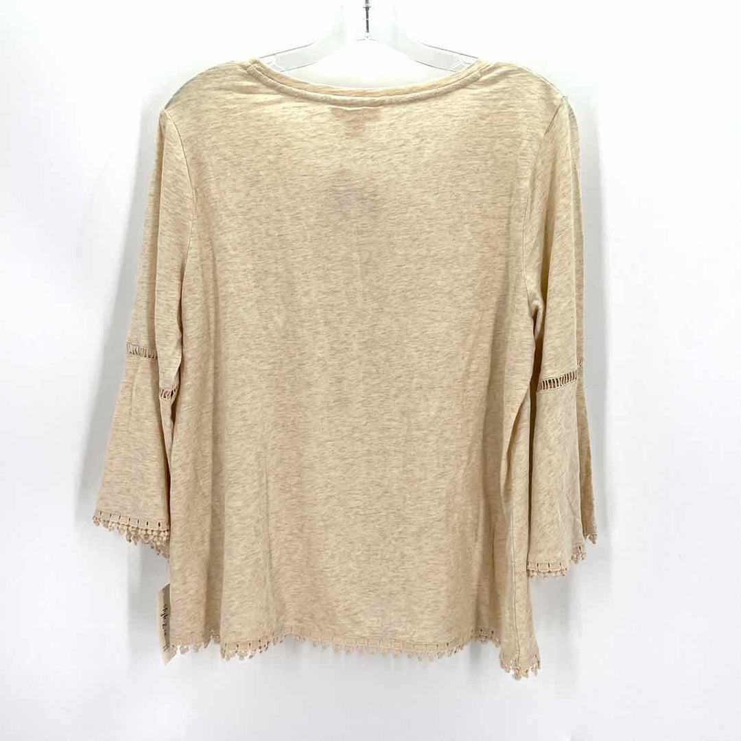 Size M Style & Co Cream Knit Shirt