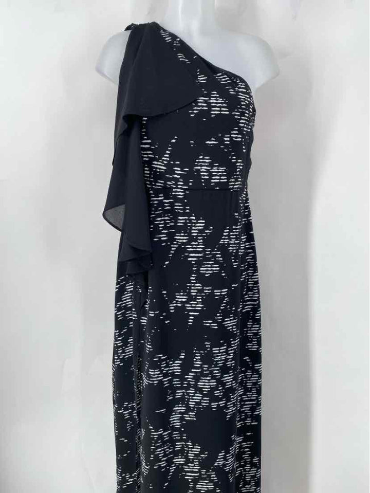Size 8 HALSTON Black Dress