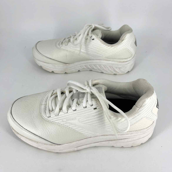 Shoe Size 8 BROOKS White Sneakers