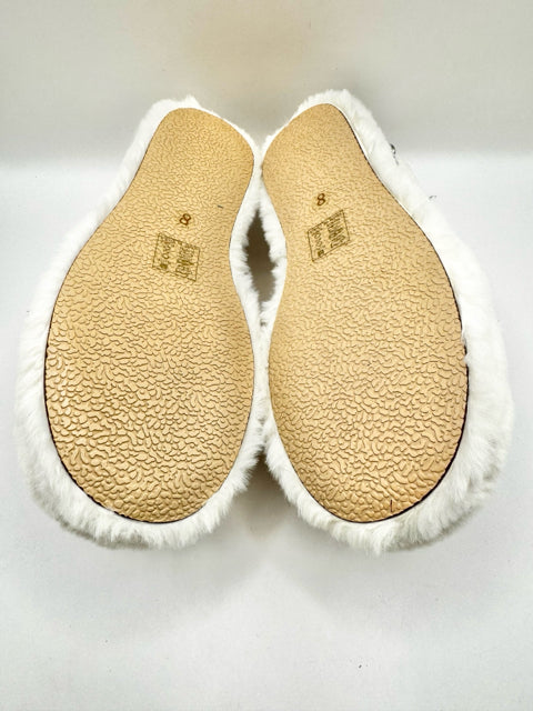 Shoe Size 8 AZALEA WANG White Sandals
