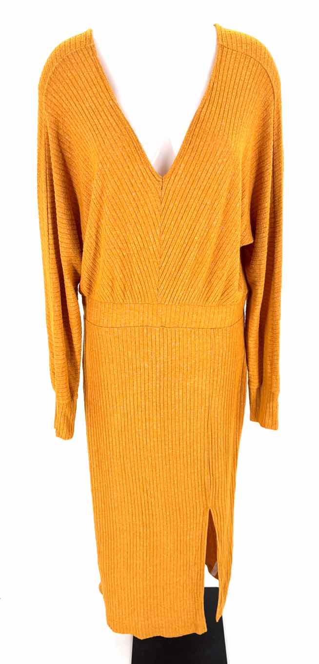 Size L DAILY PRACTICE Mustard Knit Dress