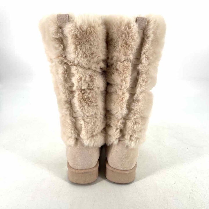 Shoe Size 9 Ivory Faux Fur Boots