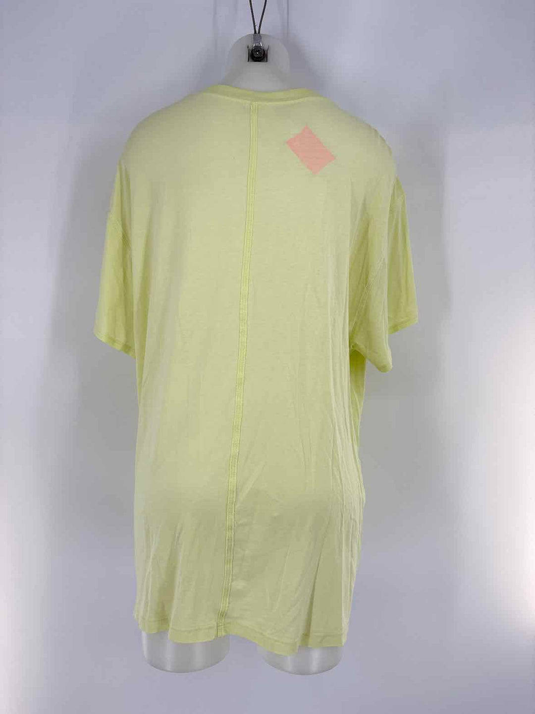 Size 1X Lululemon Lime Green Shirt