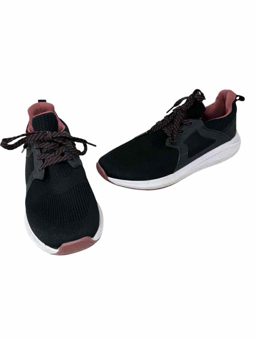 Shoe Size 10 ZELLA Black Sneakers