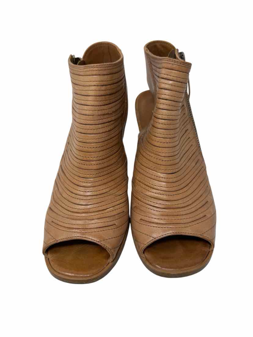 Shoe Size 5 PAUL GREEN Brown Sandals